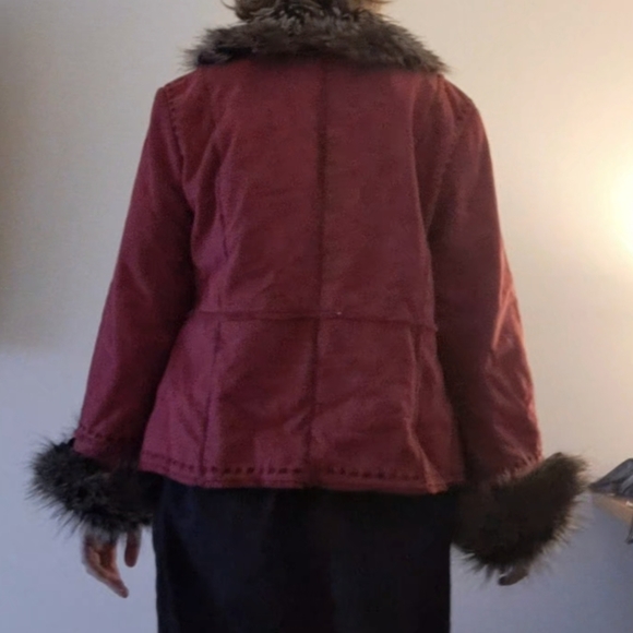 Red faux fur lined jacket - Picture 4 of 4